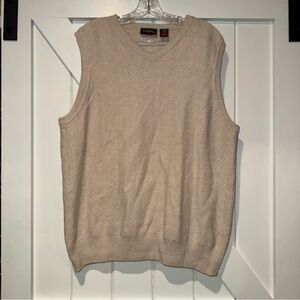 Saddlebred V-Neck Sweater Vest in Light Beige